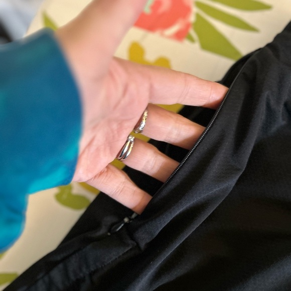 Battle XL Men's black Atheltic Shkrts With Built in Under Shorts - Picture 5 of 11